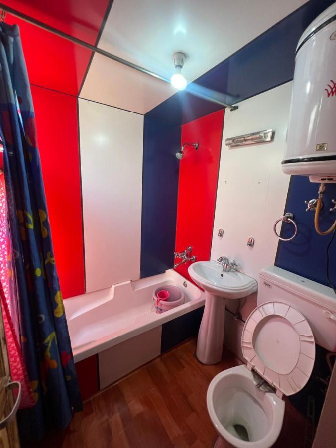 فندق Aristotle Group Of Houseboats & Transportation Srīnagar المظهر الخارجي الصورة
