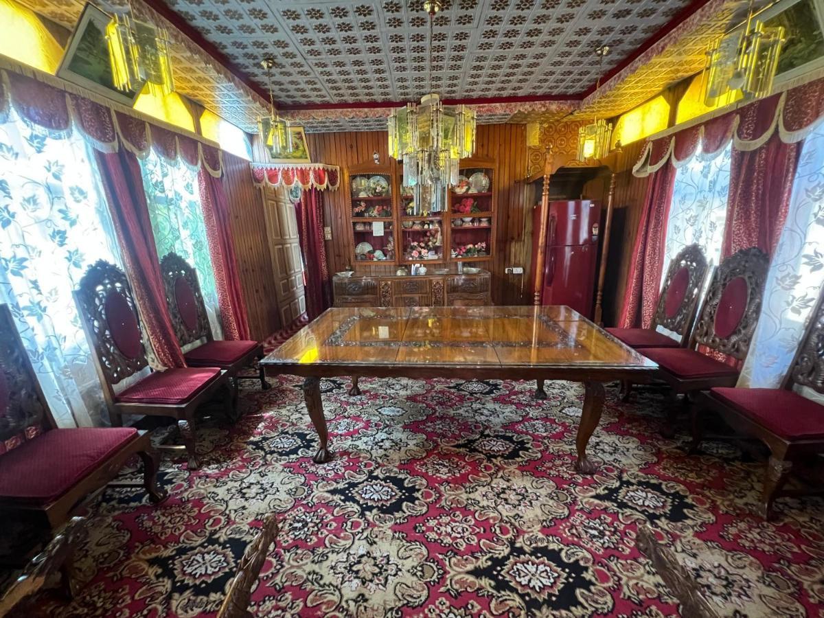 فندق Aristotle Group Of Houseboats & Transportation Srīnagar المظهر الخارجي الصورة